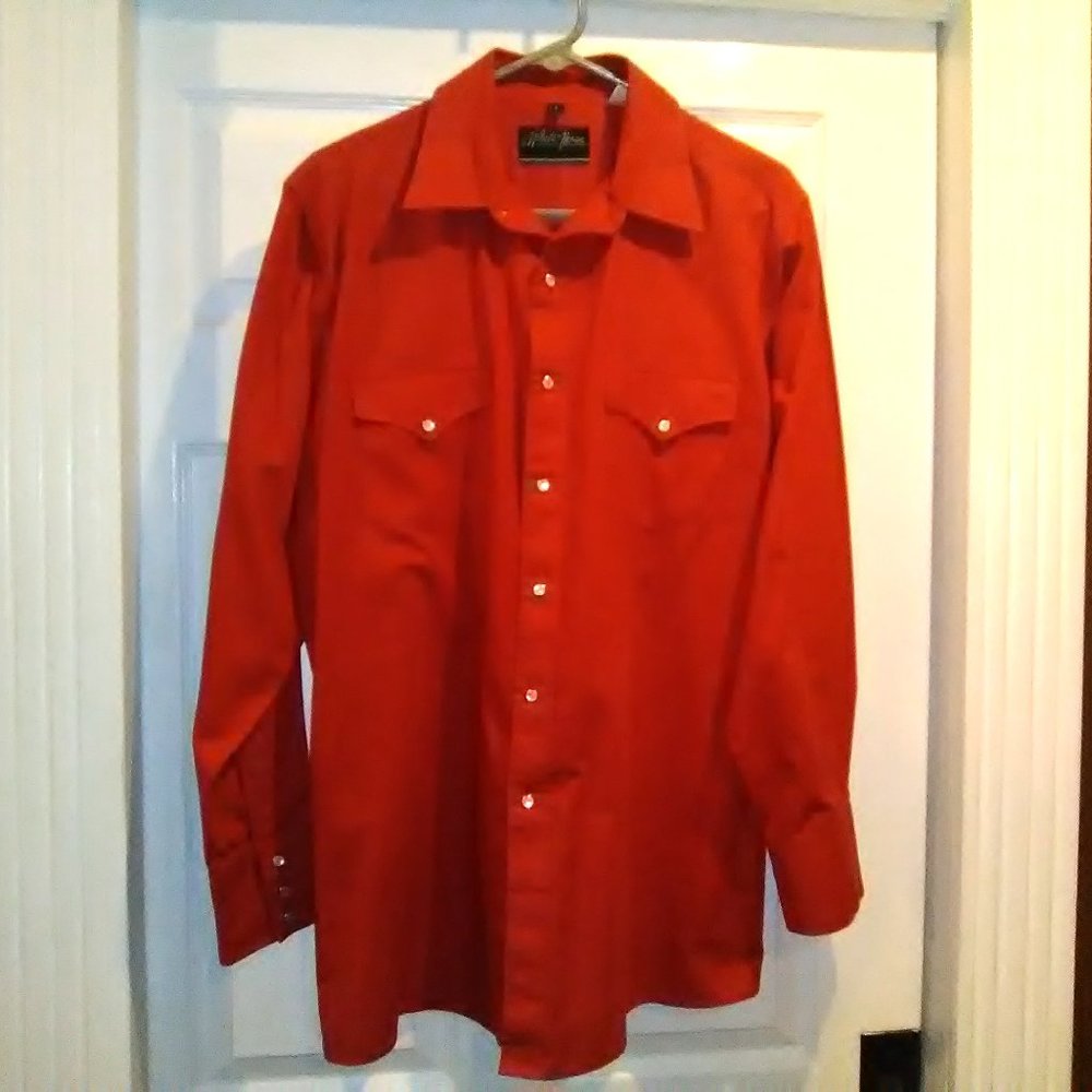 White Horse Beautiful Red Mens Shirt